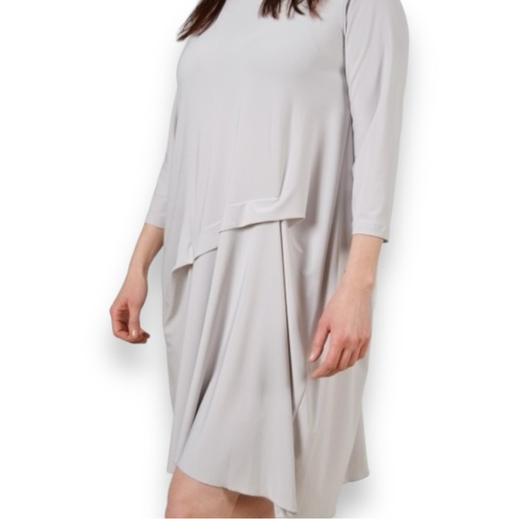 Caroline Short Dress by Sun Kim in Oyster, size Medium - Picture 4 of 14